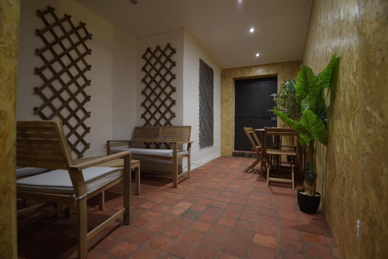 Cosy Appartement Hyper Centre Ville Avec Cour + Patio オセール エクステリア 写真